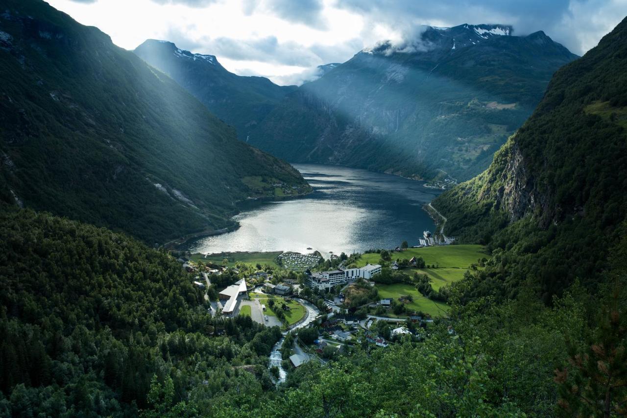 Hotel Union Geiranger Bad & Spa Екстериор снимка