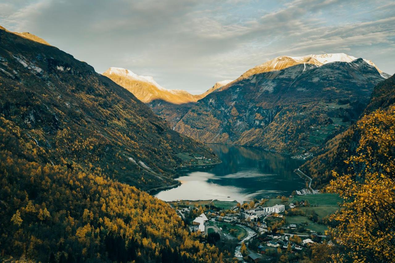 Hotel Union Geiranger Bad & Spa Екстериор снимка