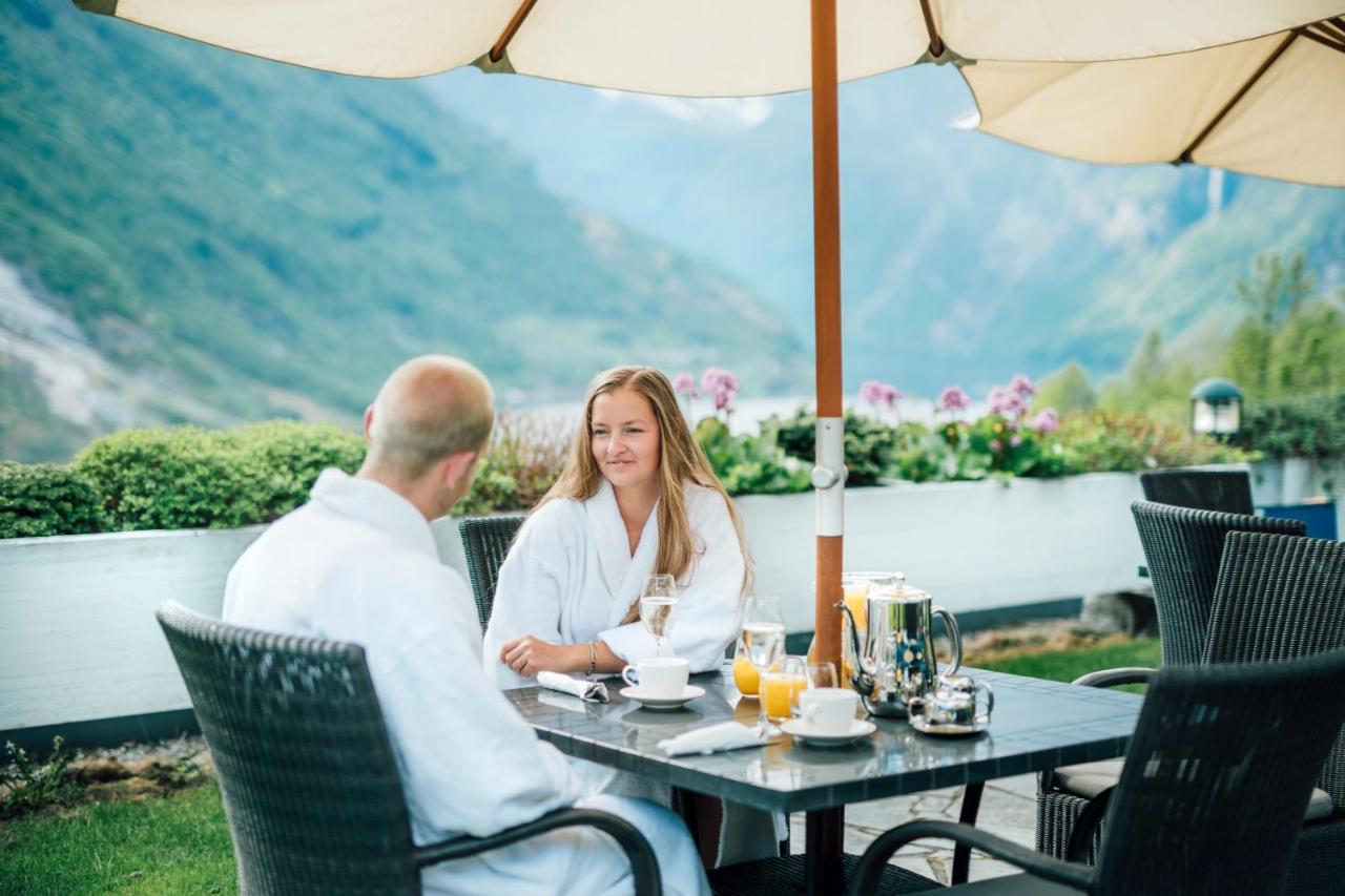 Hotel Union Geiranger Bad & Spa Екстериор снимка